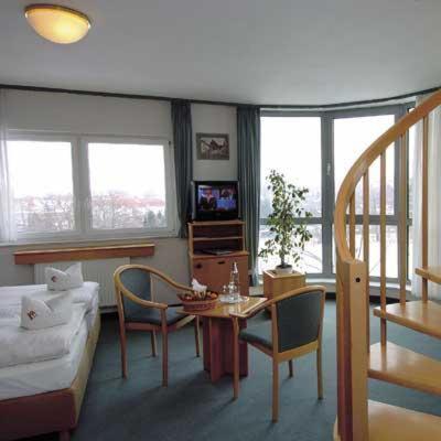 Hotel Stadt Naumburg Servicios foto